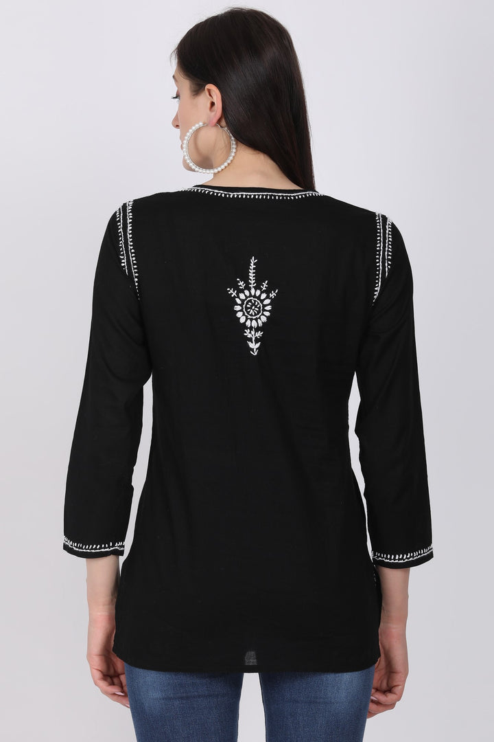 Women Hand Embroidered Chikankari Cotton Kurti SM126S