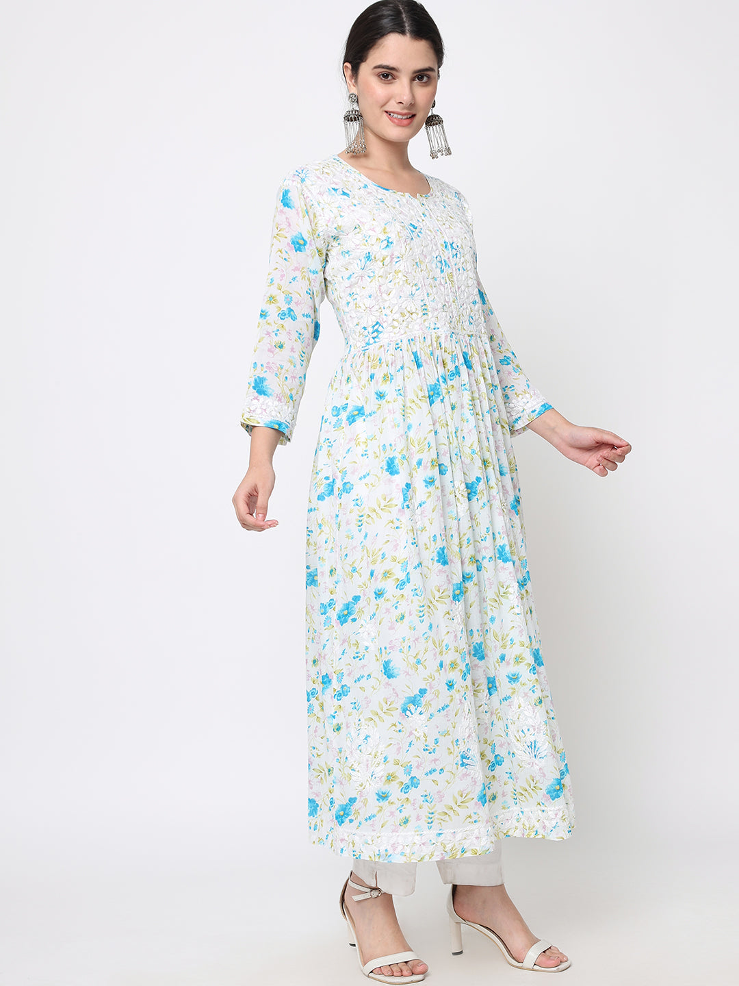 Women Hand Embroidered Chikankari Mulmul A-Line Kurta-PC3582 Blue