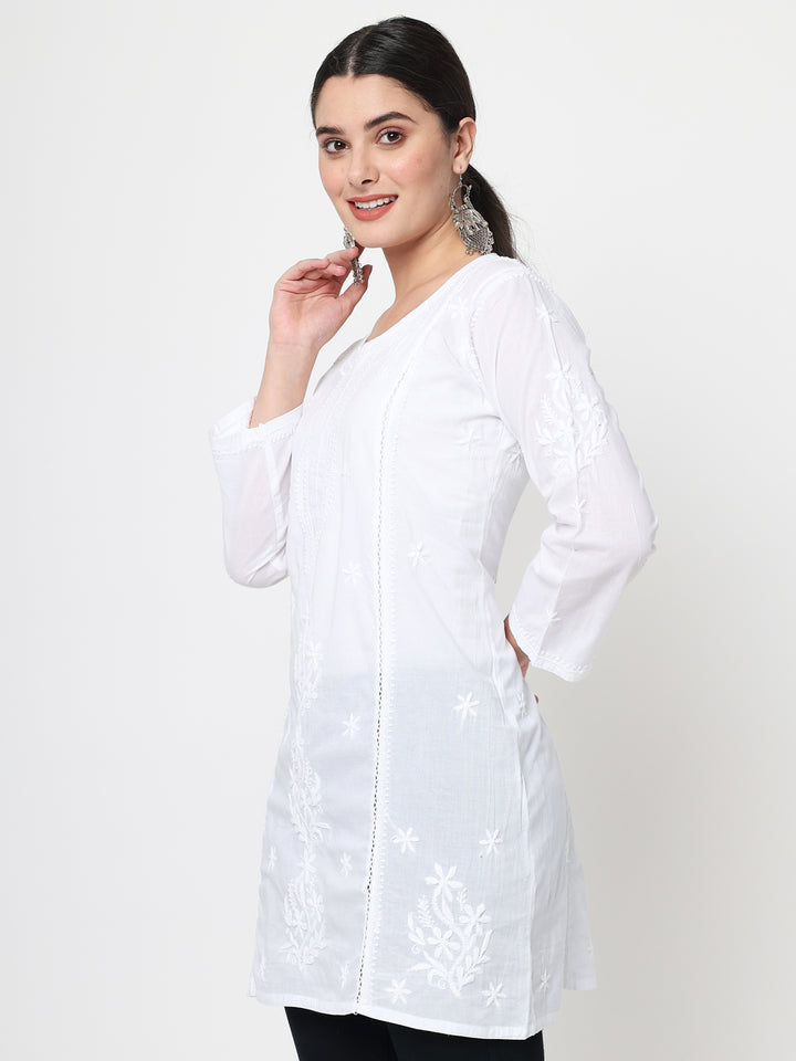 White Floral Hand Embroidered Chikankari Pure Cotton Chikankari Kurti-PC3564