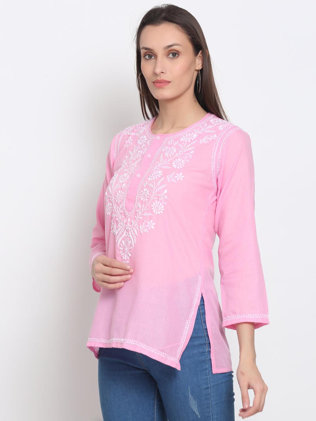 Women Hand Embroidered Chikankari Cotton Kurti SM126S