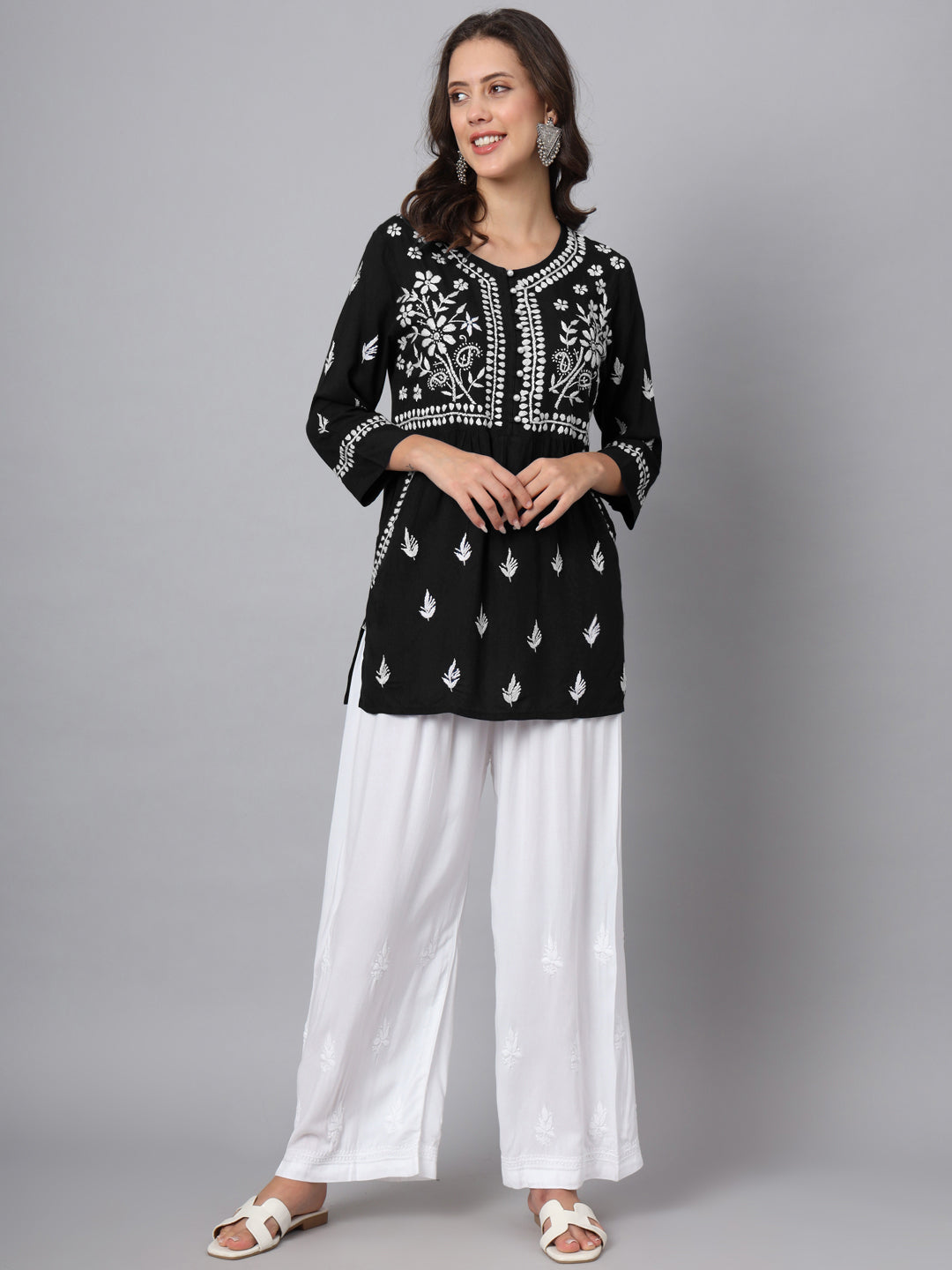 Women Hand Embroidered Rayon Chikankari Kurti PC3696