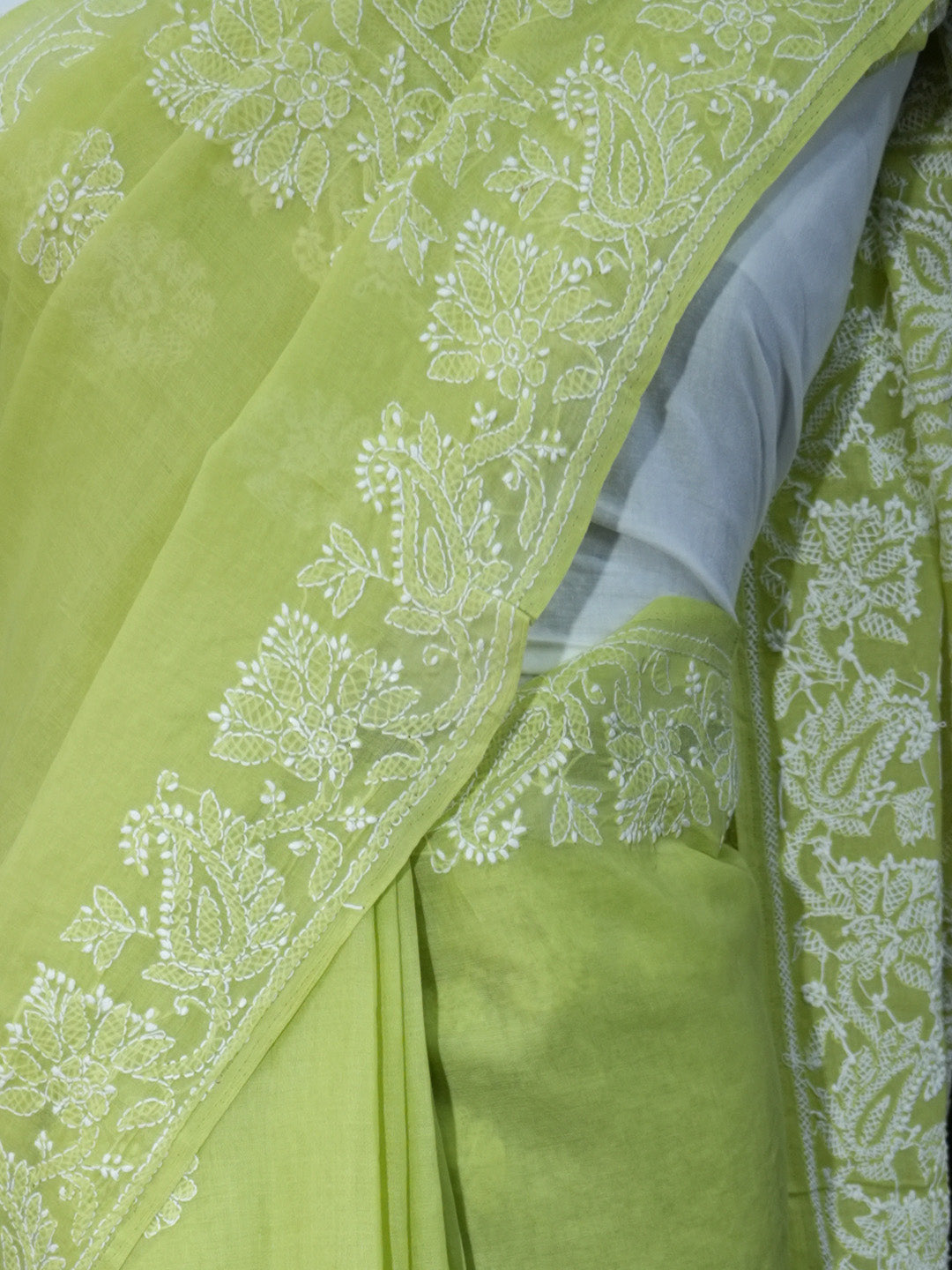 Hand Embroidered Chikankari Cotton Saree PCSAR02 Lightgreen