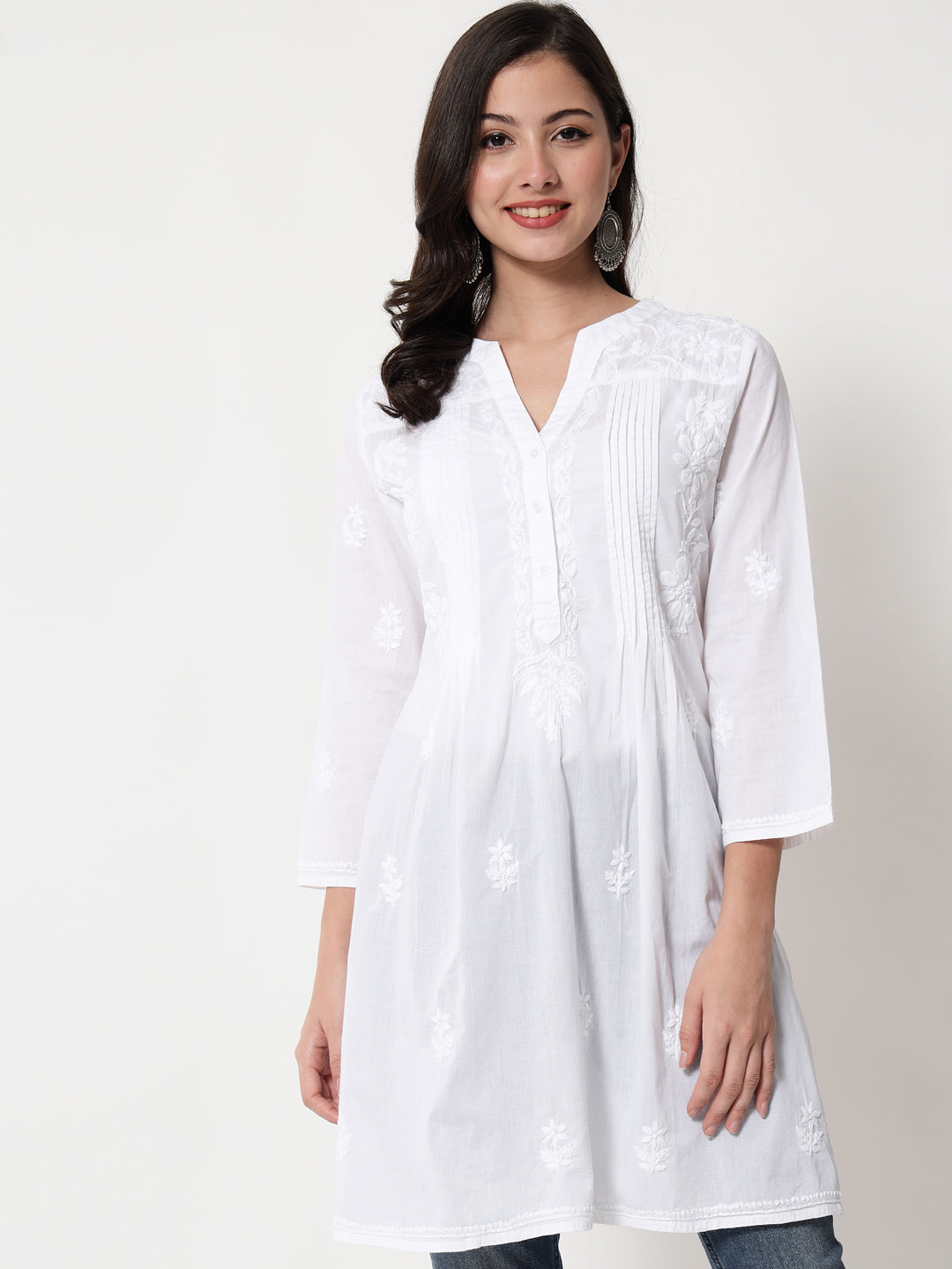 Chikankari Women Hand Embroidered Cotton Kurti PC1958L White