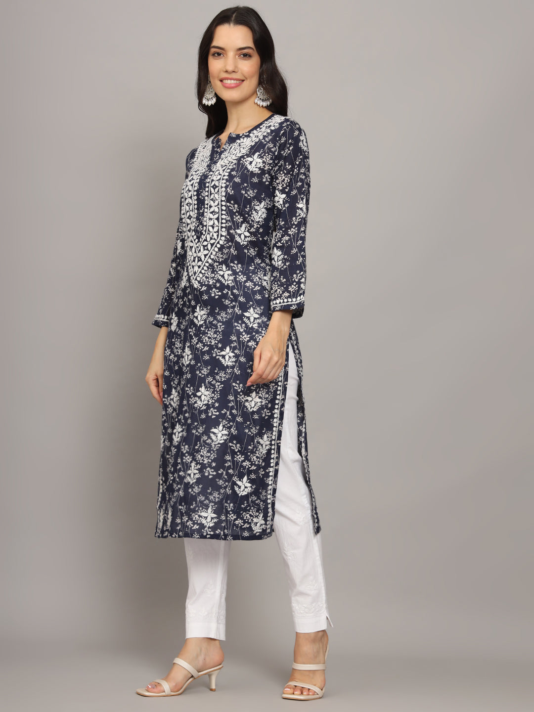 Hand Embroidered Chikankari Mulmul Cotton Straight Kurta- PC4041