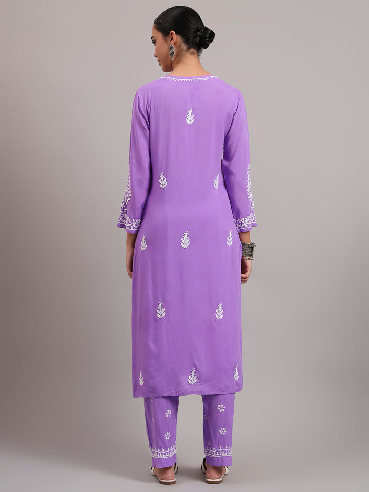Women Hand Embroidered Chikankari Rayon kurta set PC4076KS