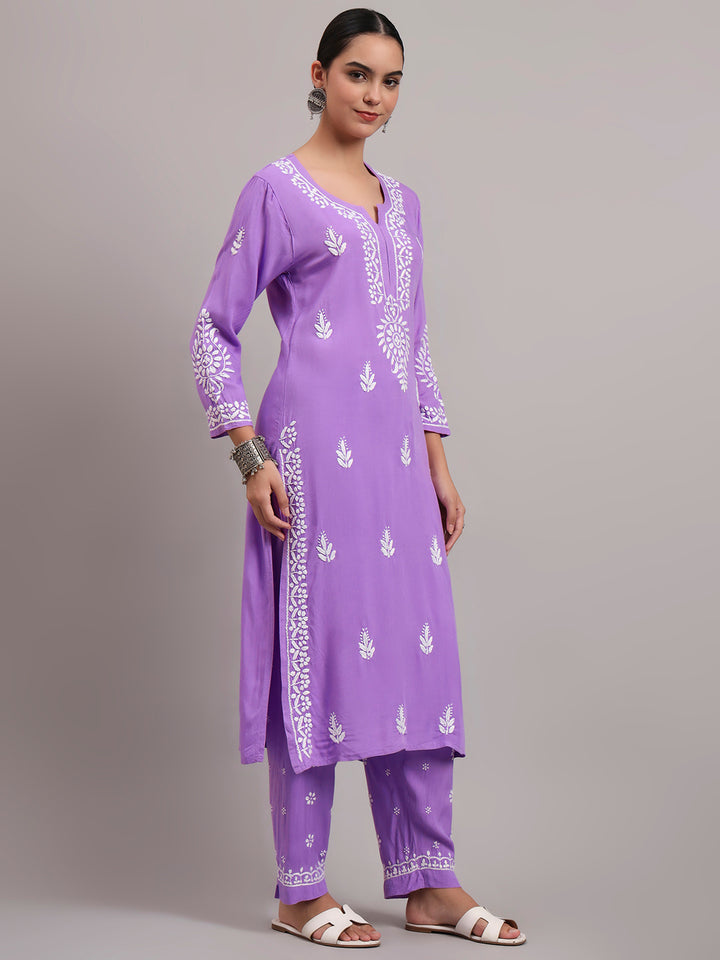 Women Hand Embroidered Chikankari Rayon kurta set PC4076KS