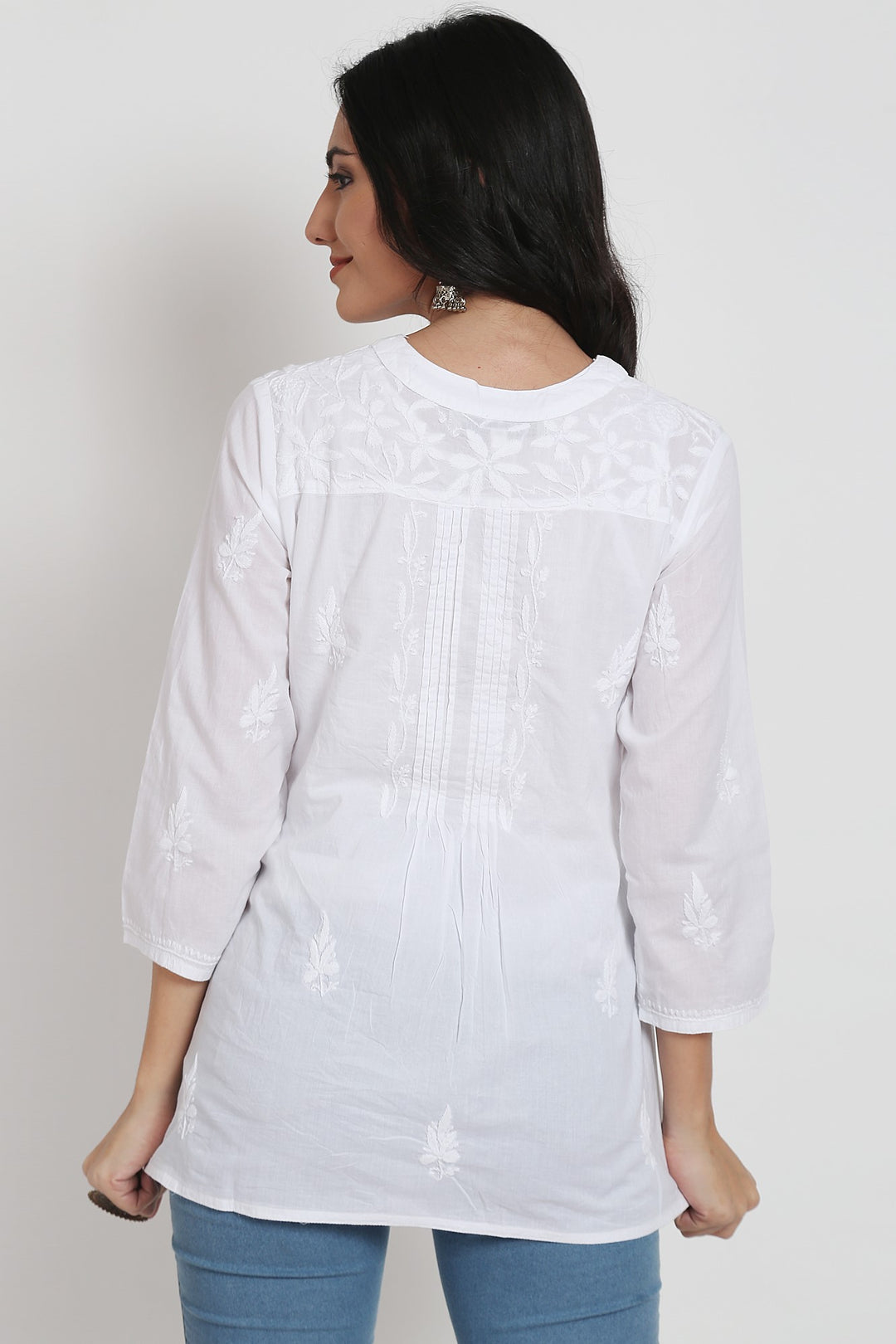 Women Hand Embroidered Chikankari Cotton Kurti PC1958S