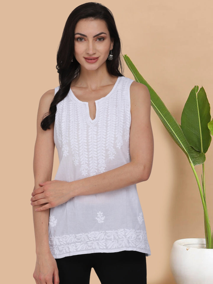 Women White Hand Embroidered Chikankari Cotton Kurti PC941