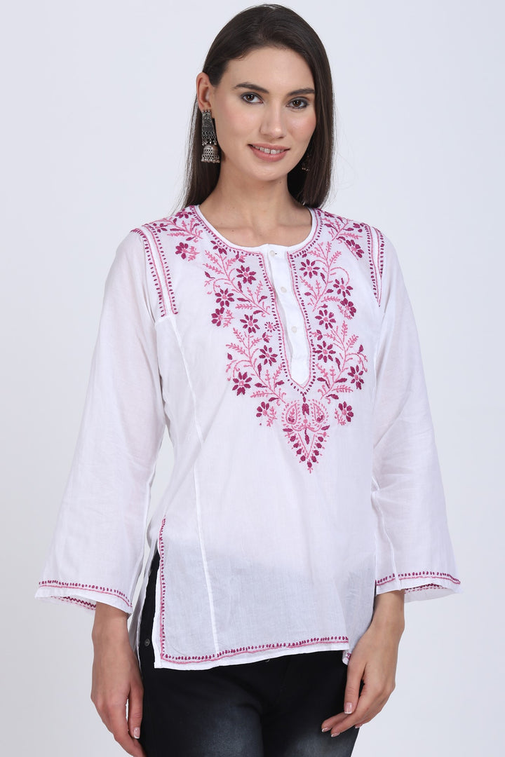 Women Hand Embroidered Chikankari Cotton Kurti SM125