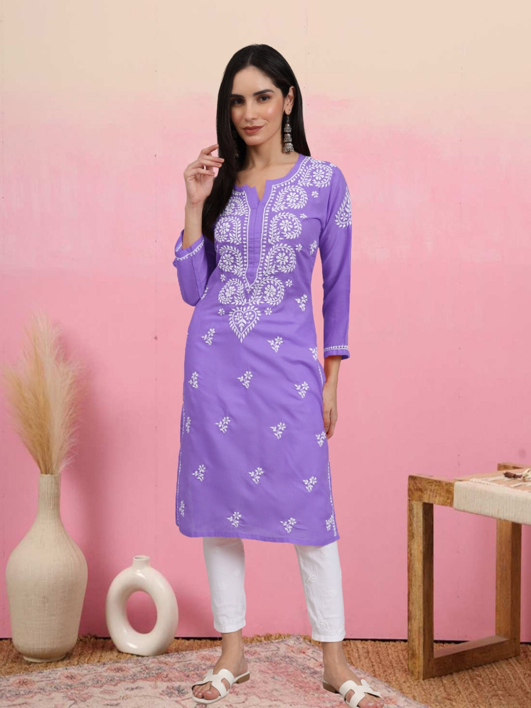 Women Hand Embroidered Lucknowi Chikankari Cotton Ethnic Motifs Kurta PC3997