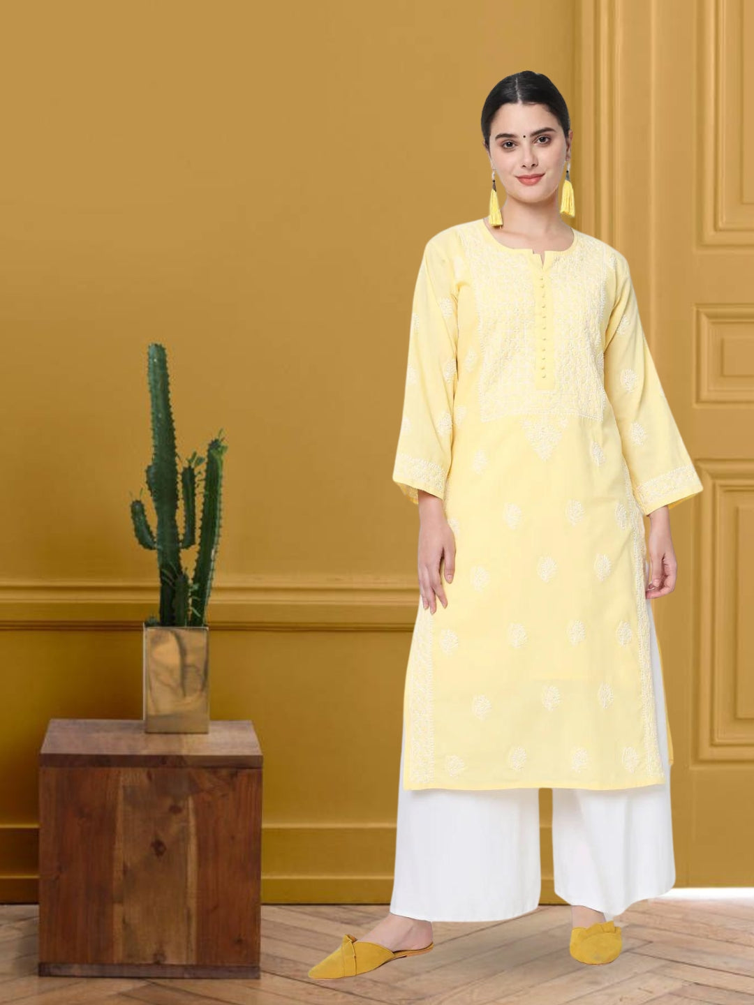 Hand Embroidered Chikankari Cotton Straight Kurta- PC3579