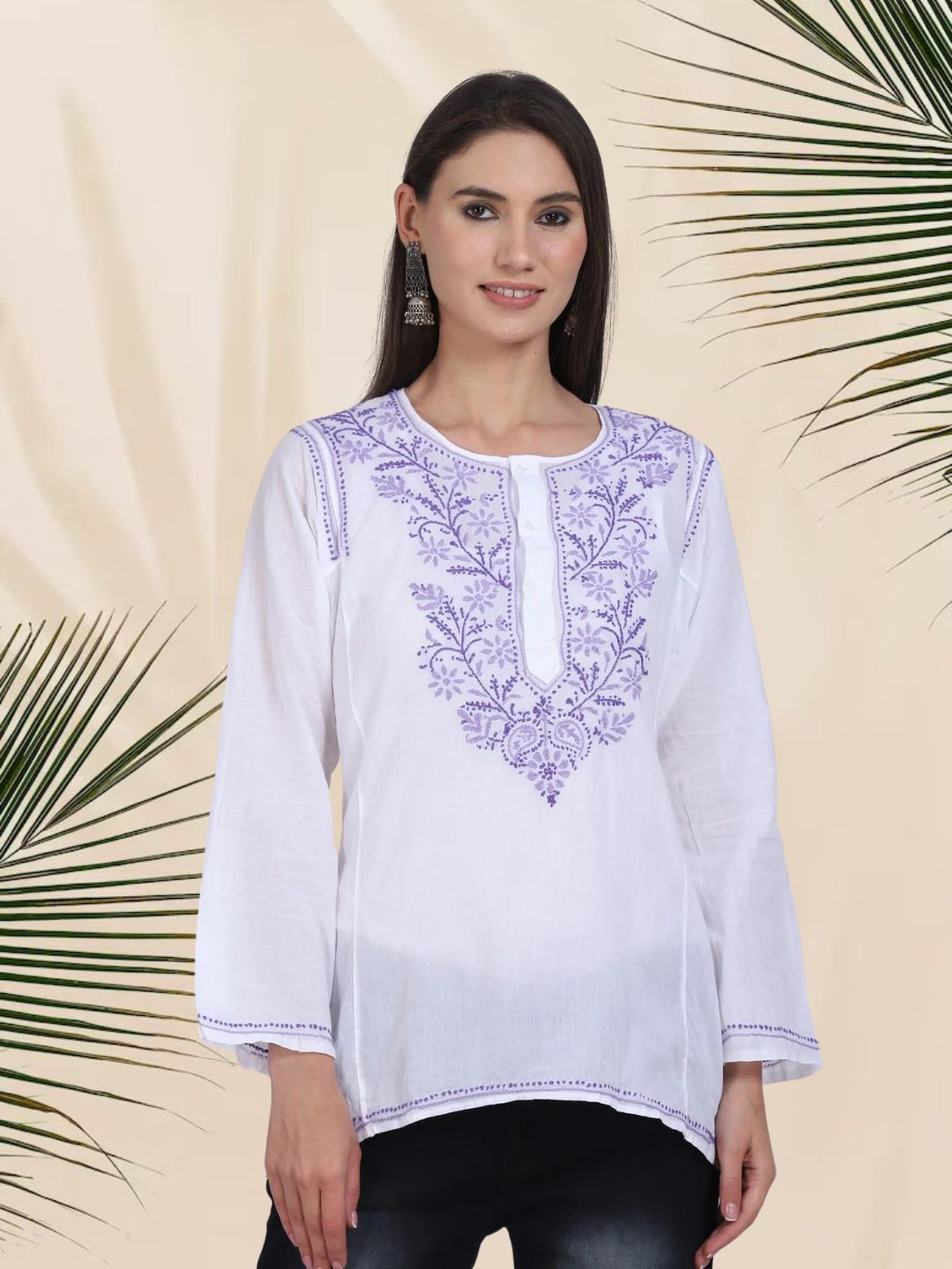 Women Hand Embroidered Chikankari Cotton Kurti SM125