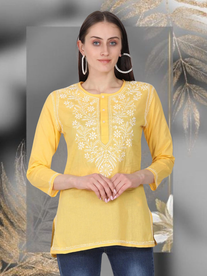 Women Hand Embroidered Chikankari Cotton Kurti SM126S