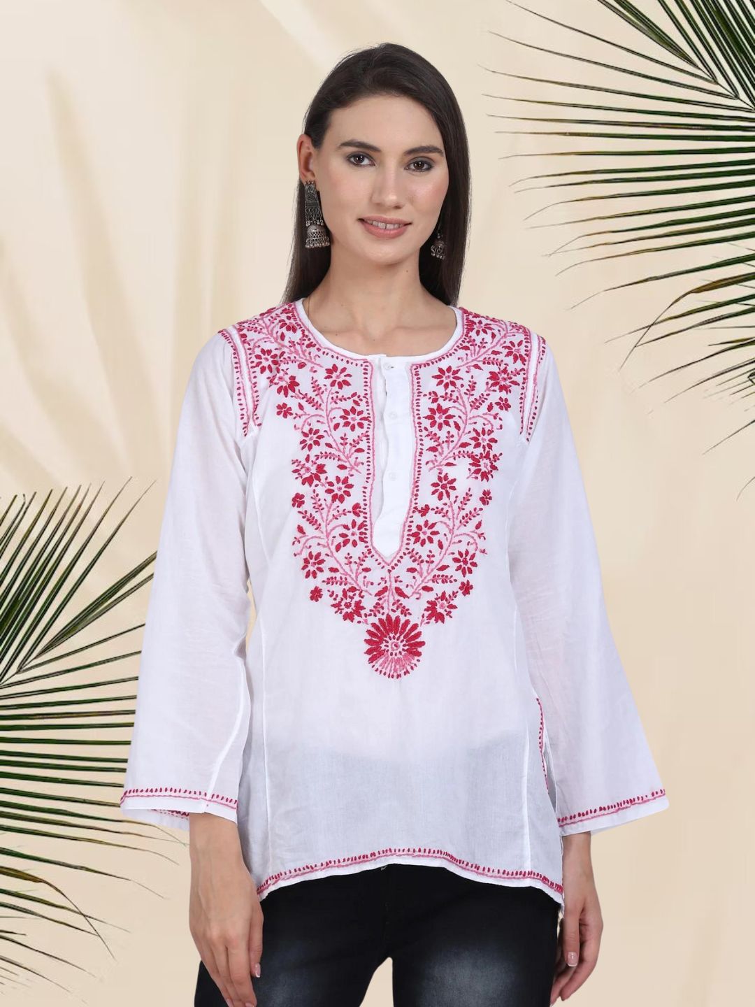 Women Hand Embroidered Chikankari Cotton Kurti SM125