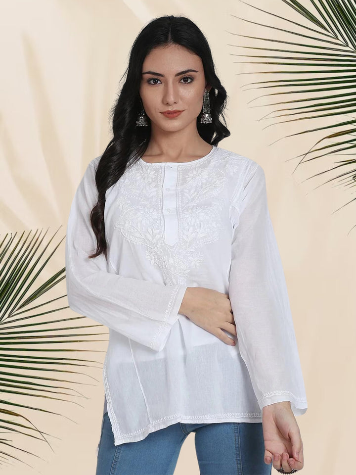 Women Hand Embroidered Chikankari Cotton Kurti SM125