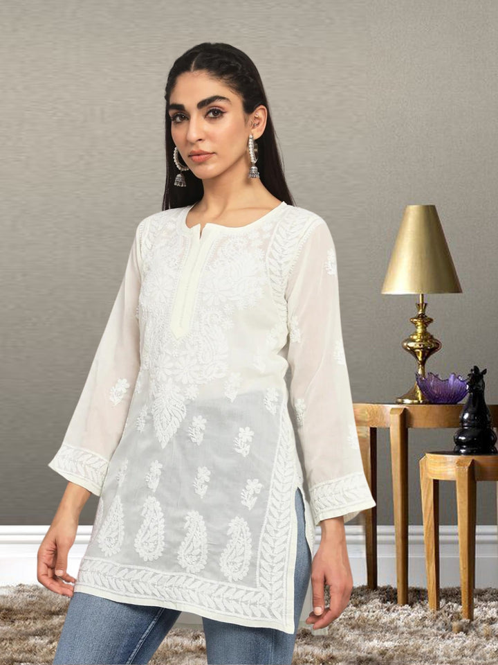 Women Hand Embroidered Chikankari Cotton Kurti PC3595