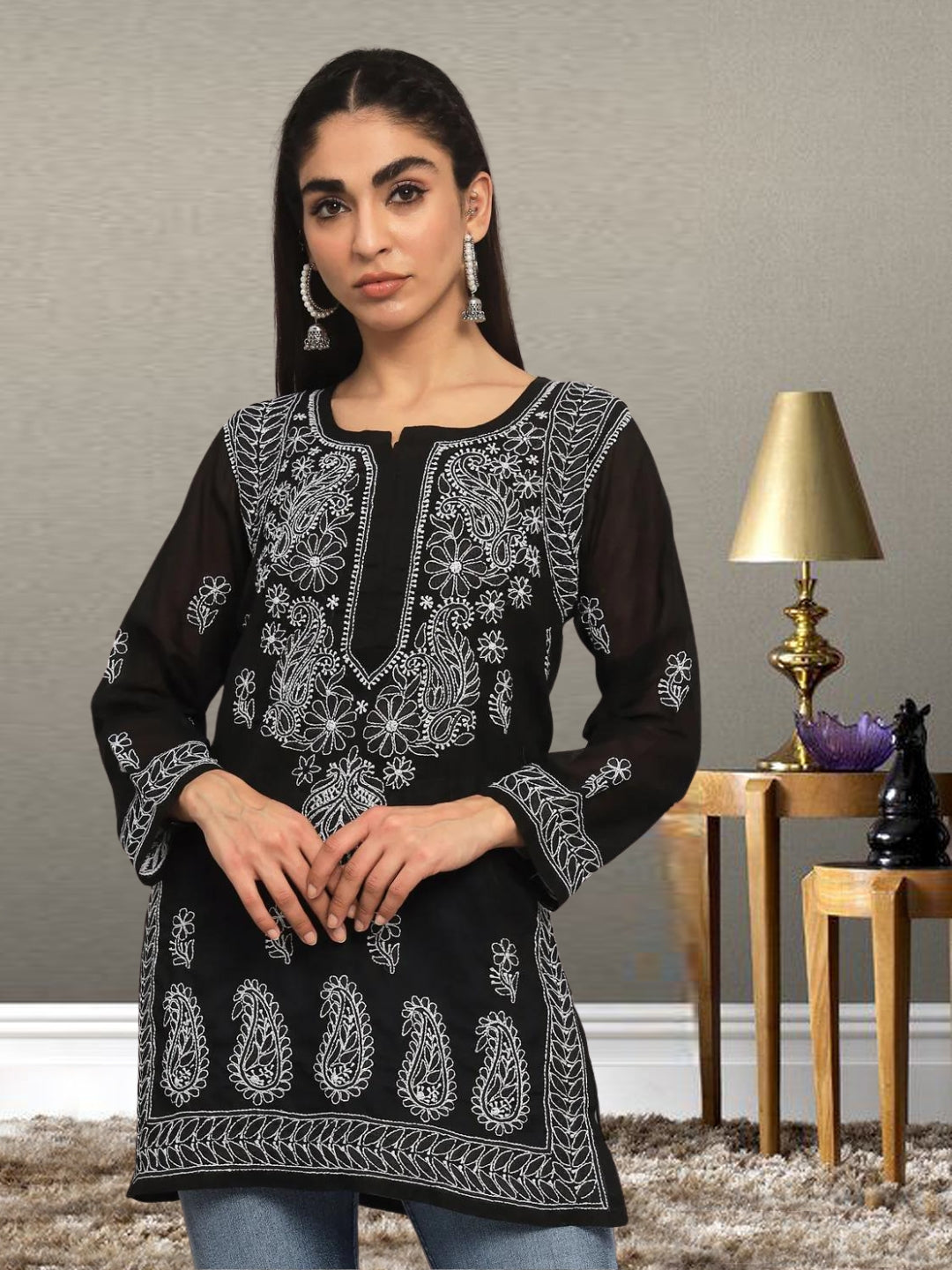 Women Hand Embroidered Chikankari Cotton Kurti PC3595