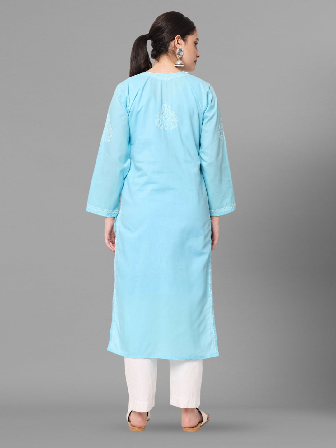 Women Chikankari Embroidered Cotton Chikankari Kurta PC3578