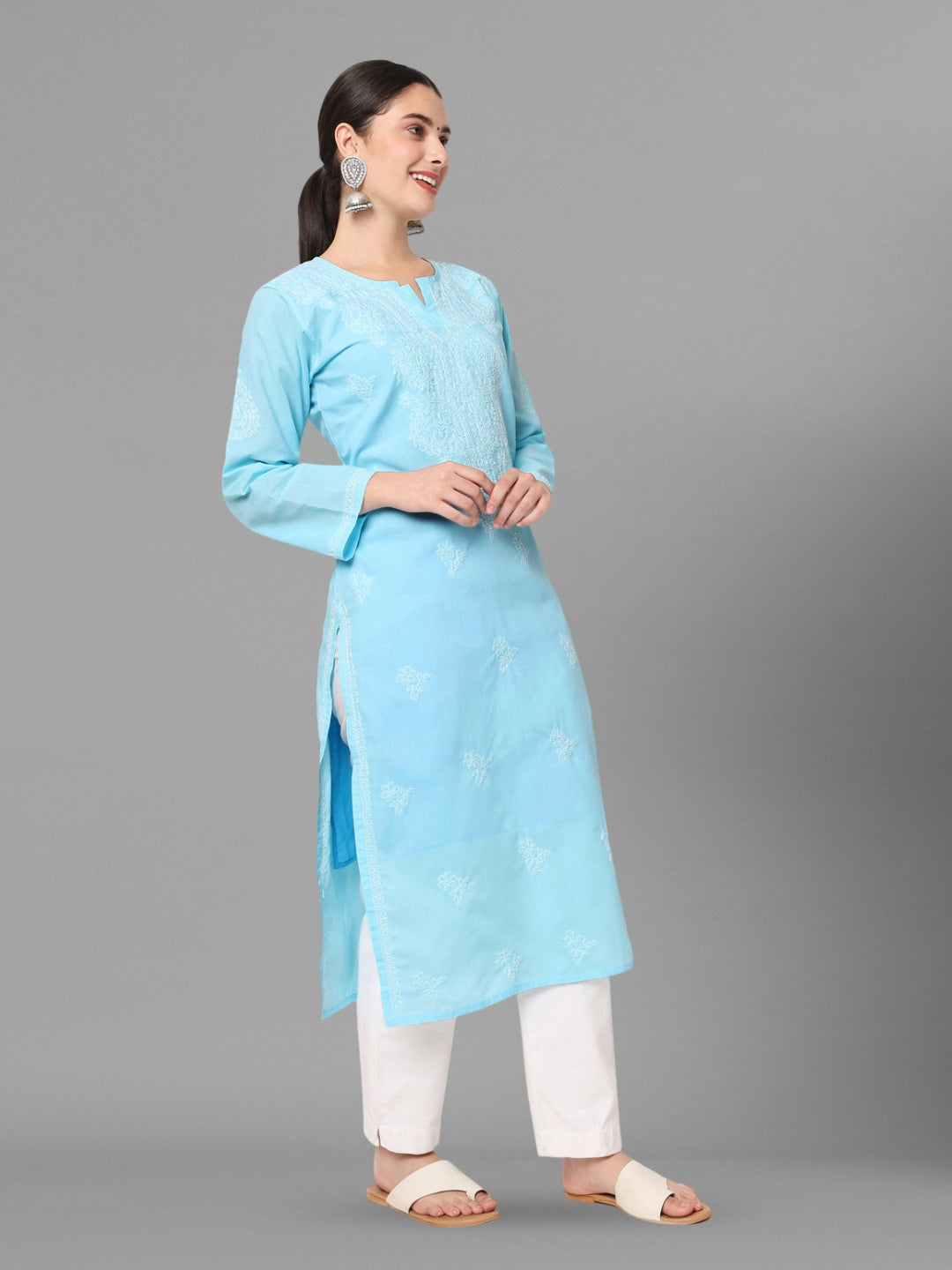 Women Chikankari Embroidered Cotton Chikankari Kurta PC3578