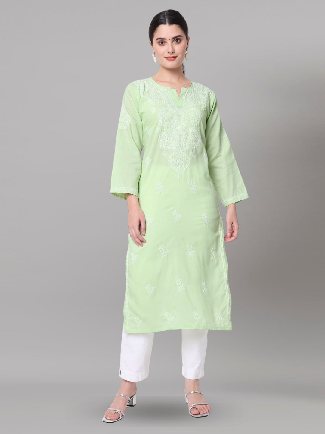 Women Chikankari Embroidered Cotton Chikankari Kurta PC3578