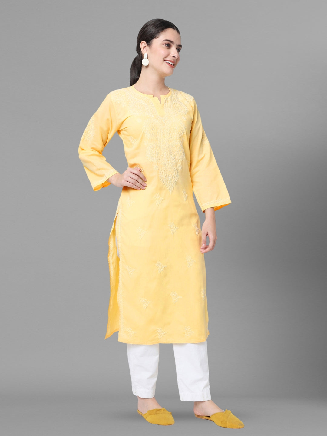 Women Chikankari Embroidered Cotton Chikankari Kurta PC3578