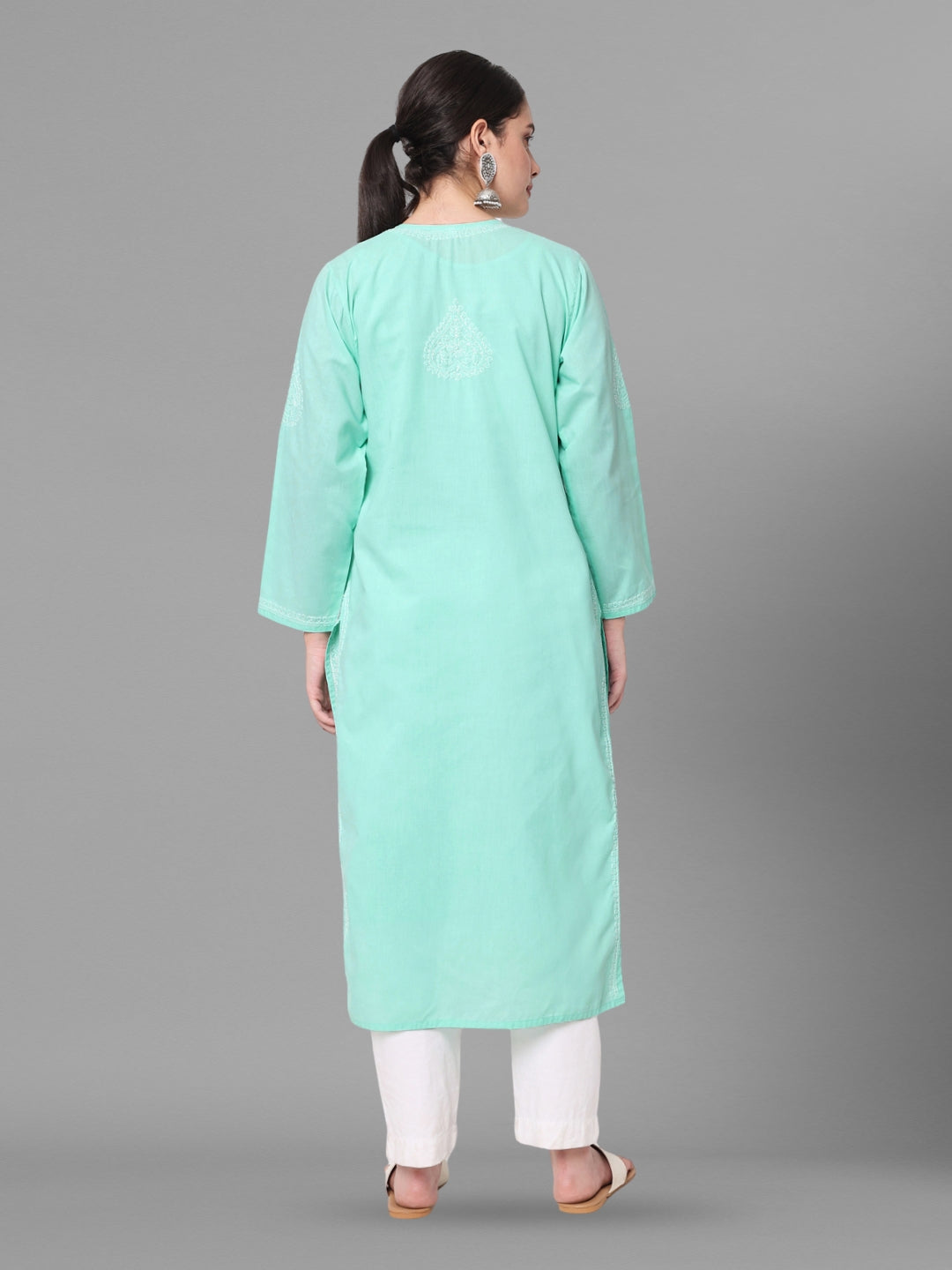 Women Chikankari Embroidered Cotton Chikankari Kurta PC3578