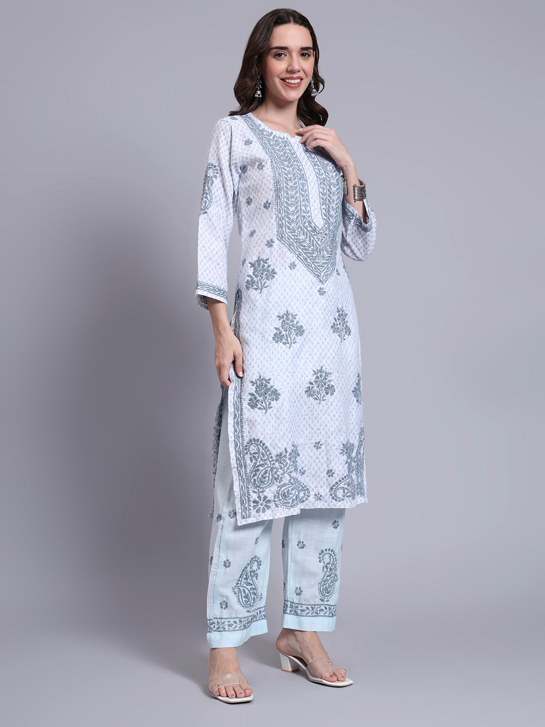 Women Hand Embroidered Chikankari Cotton kurta set PC4086KS