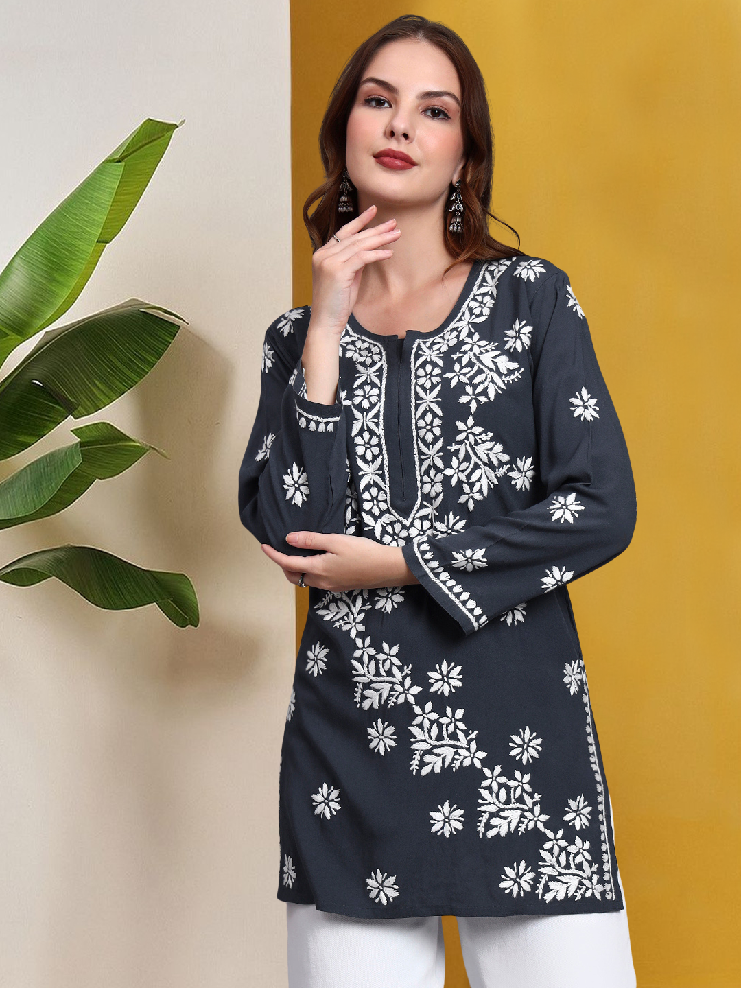 Women Hand Embroidered Chikankari Rayon Kurti PC4071