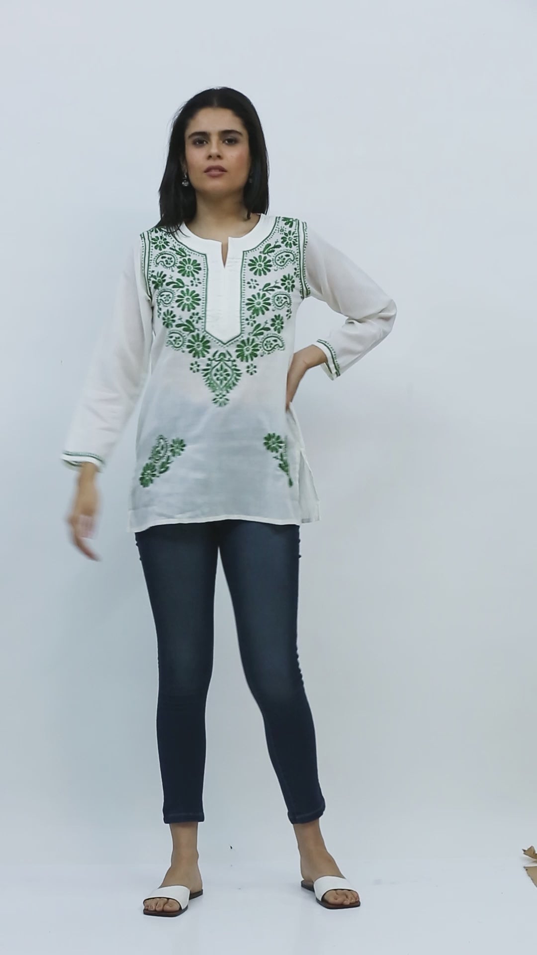 Women Hand Embroidered Chikankari Cotton Kurti PC3405